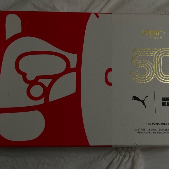 Hello Kitty x Puma Collab - Limited Edition - Picture 6 of 7